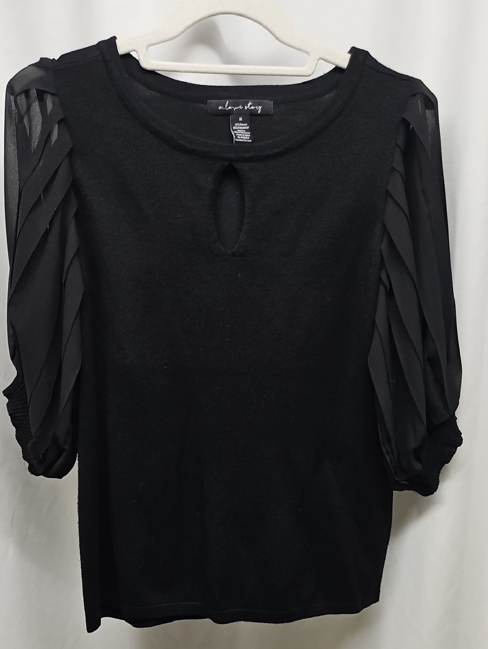 Avenue Story Black Keyhole Sleeve Blouse